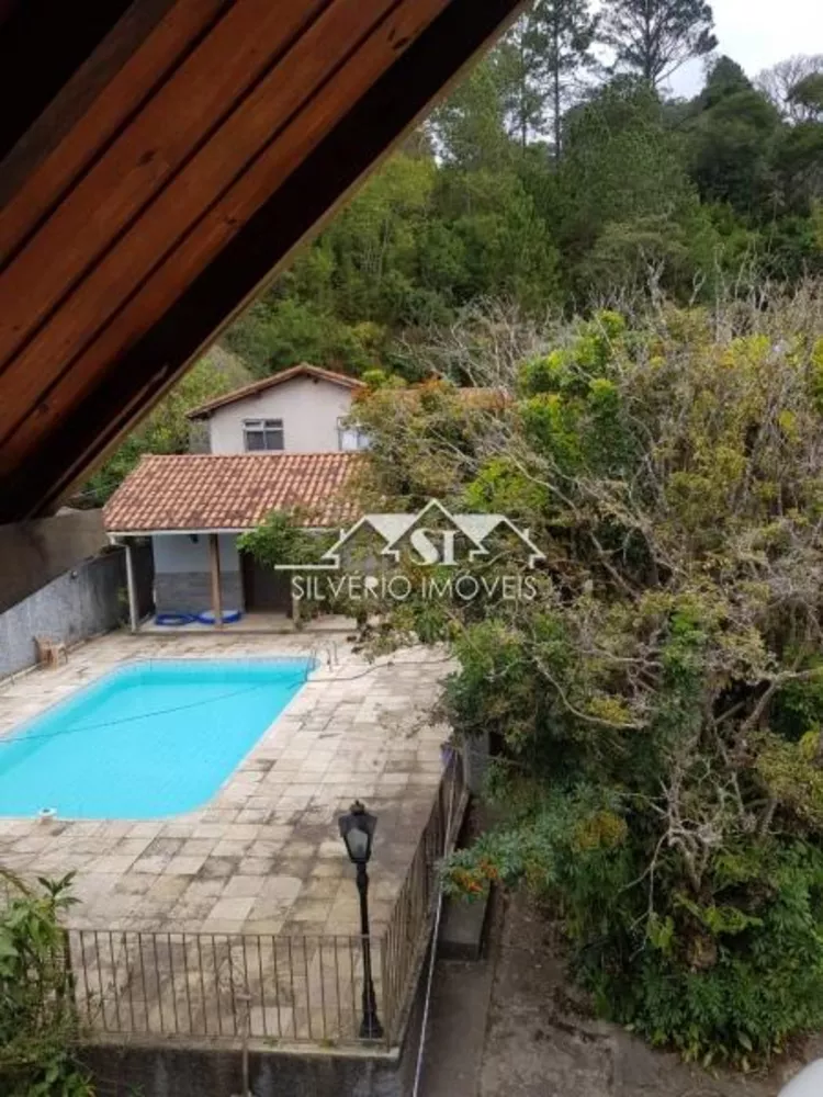 Casa, 4 quartos, 250 m² - Foto 1