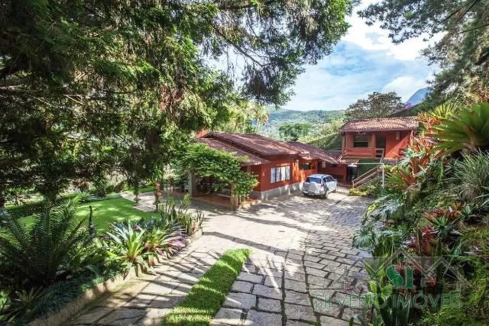 Sítio, 4 quartos, 3000 m² - Foto 1