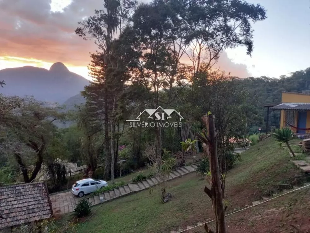 Casa, 2 quartos, 210 m² - Foto 1