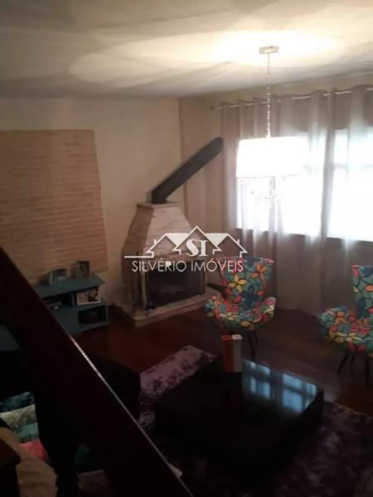 Casa, 2 quartos, 186 m² - Foto 1