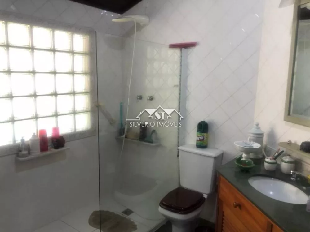 Casa, 3 quartos, 256 m² - Foto 1
