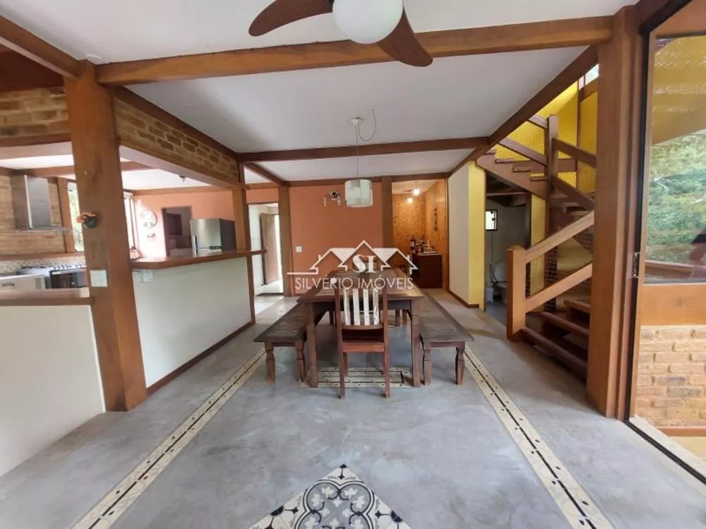 Casa, 3 quartos, 300 m² - Foto 1