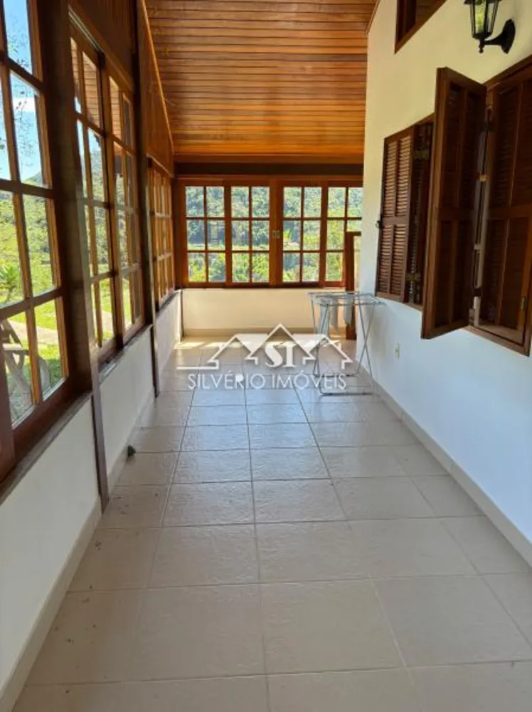 Sítio, 5 quartos, 3000 m² - Foto 1