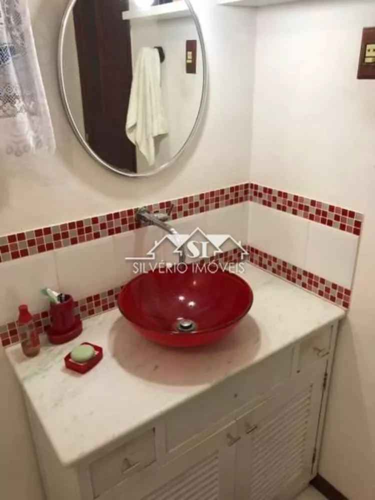 Casa, 4 quartos, 240 m² - Foto 27