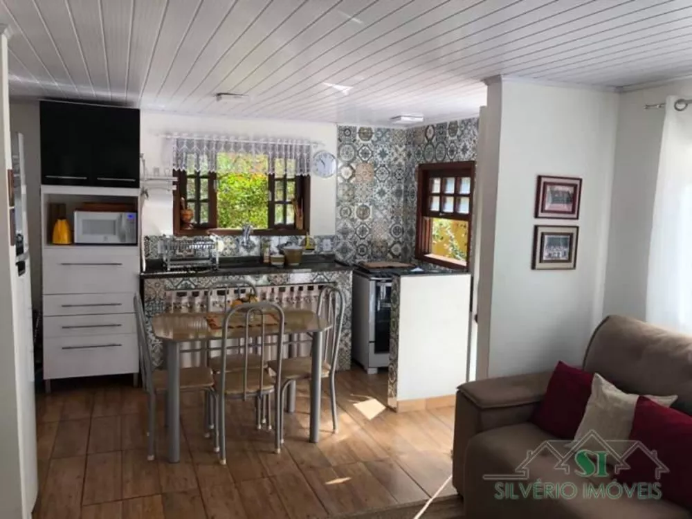 Casa, 4 quartos, 240 m² - Foto 17