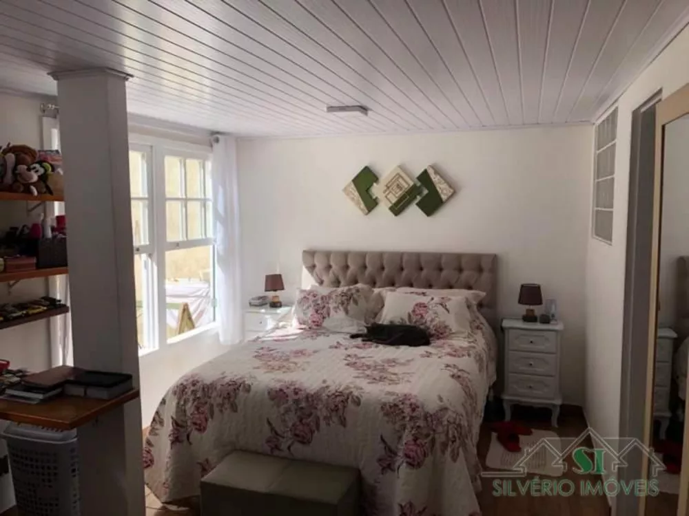 Casa, 4 quartos, 240 m² - Foto 16