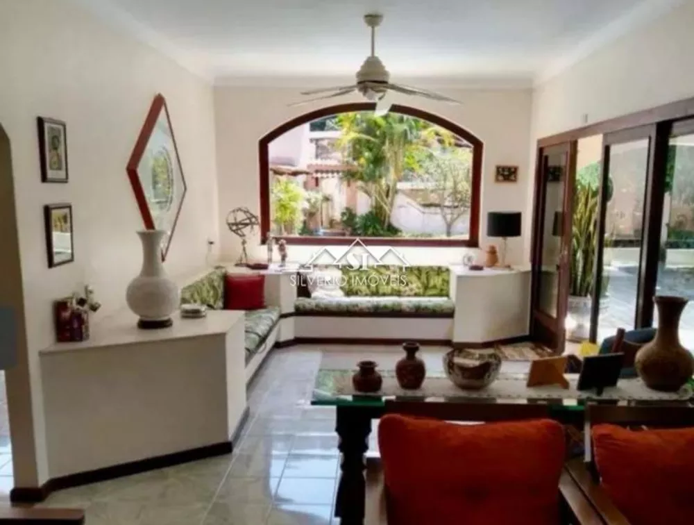 Casa, 6 quartos, 862 m² - Foto 1