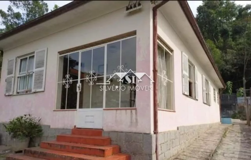 Casa, 4 quartos, 250 m² - Foto 1