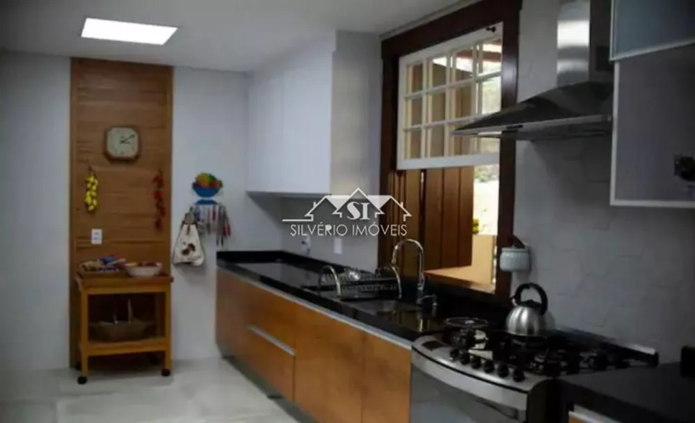 Casa, 6 quartos, 300 m² - Foto 4