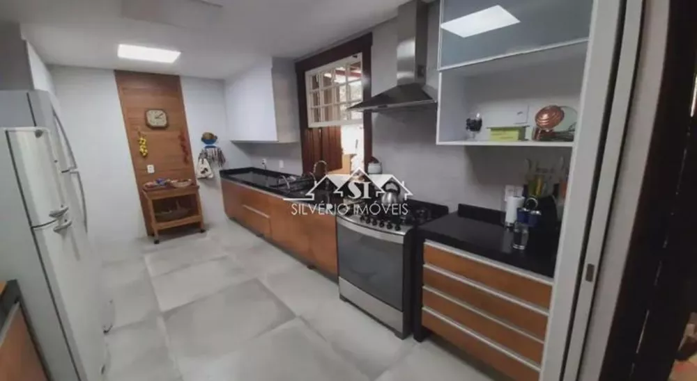Casa, 6 quartos, 300 m² - Foto 11