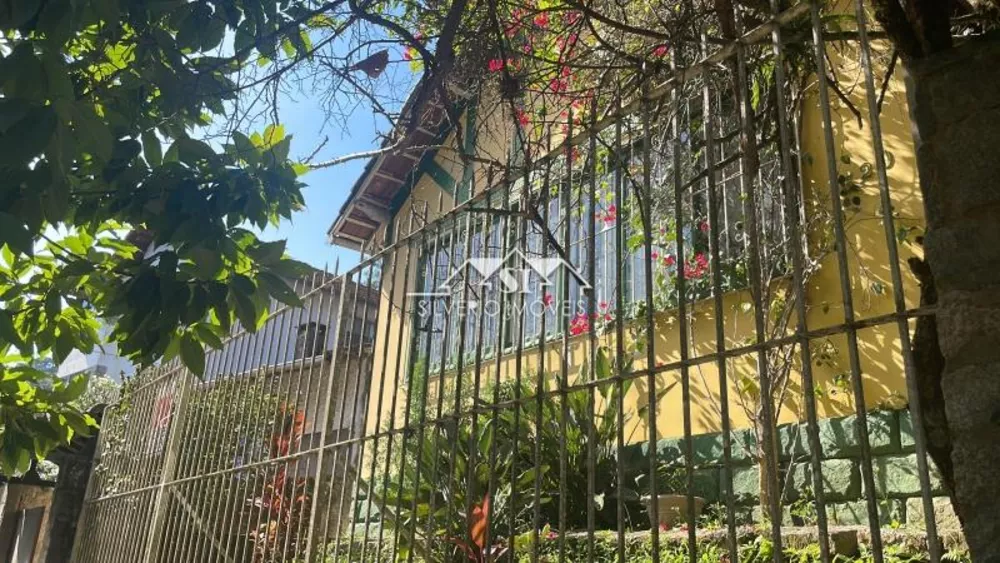 Casa, 9 quartos, 322 m² - Foto 3