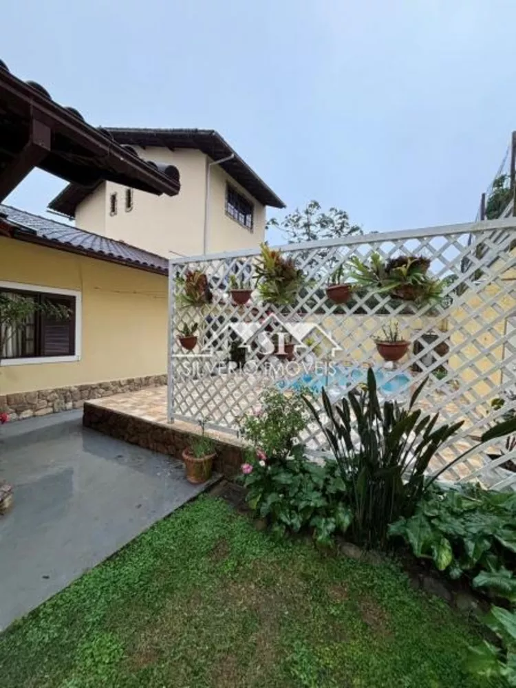 Casa, 6 quartos, 600 m² - Foto 2