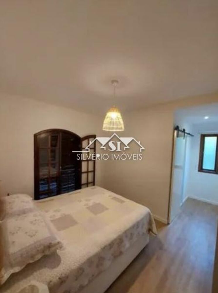 Sítio à venda com 3 quartos, 1400m² - Foto 2