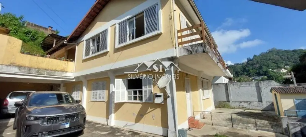 Casa, 6 quartos, 270 m² - Foto 1