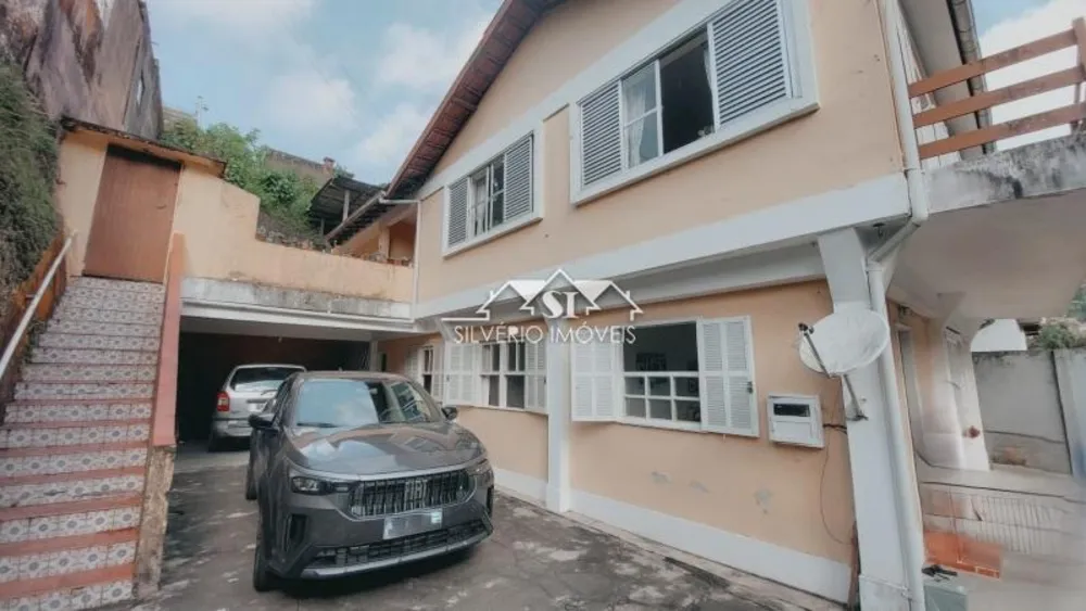 Casa, 6 quartos, 270 m² - Foto 2