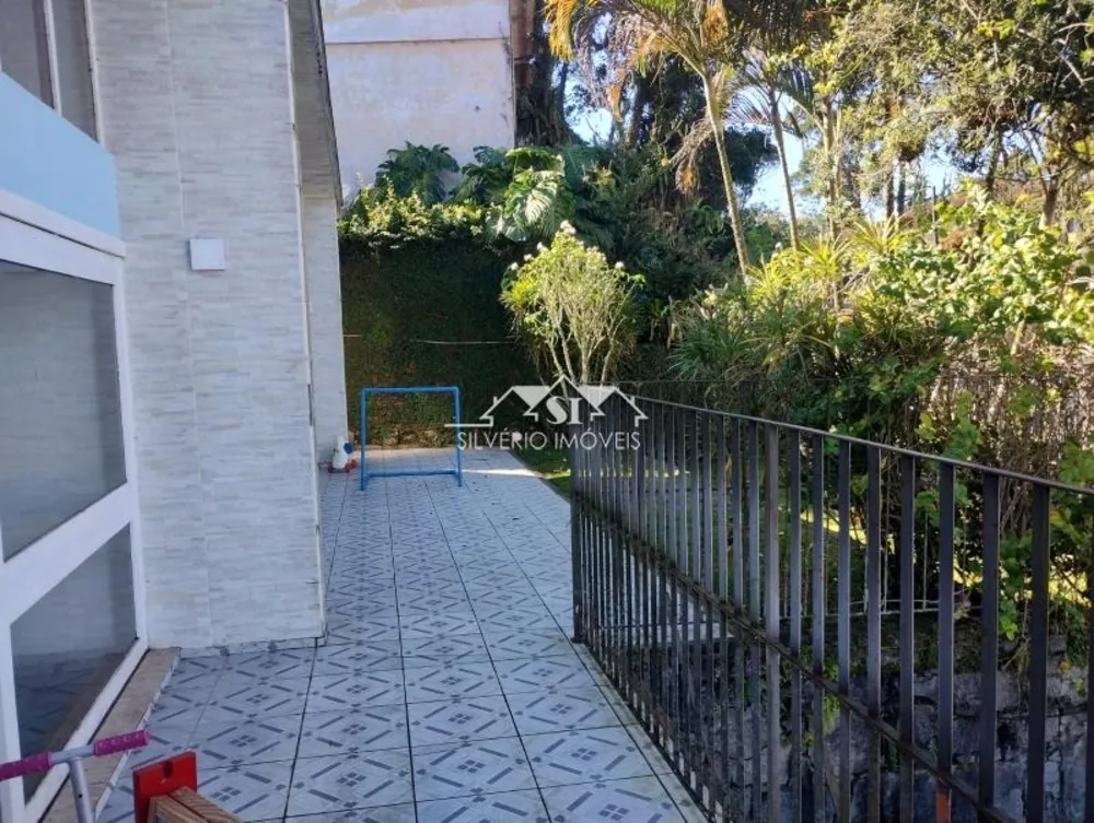 Casa, 3 quartos, 232 m² - Foto 2