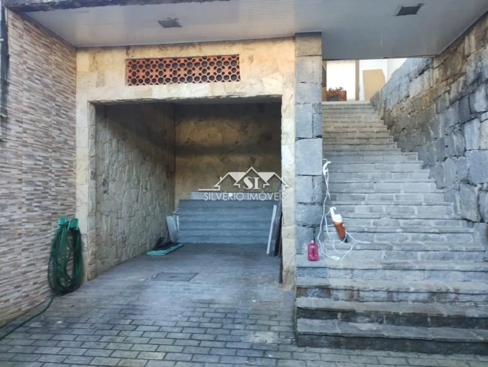 Casa, 3 quartos, 232 m² - Foto 3