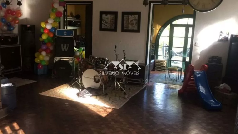 Casa, 4 quartos, 250 m² - Foto 20