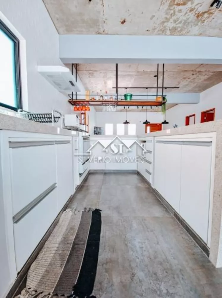 Casa, 3 quartos, 216 m² - Foto 2