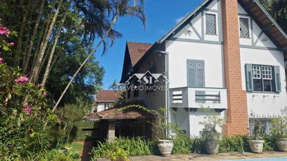 Casa, 7 quartos, 450 m² - Foto 1
