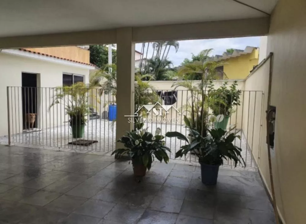 Casa, 3 quartos, 240 m² - Foto 3