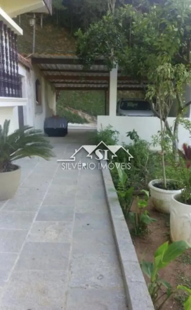 Casa, 4 quartos, 228 m² - Foto 2
