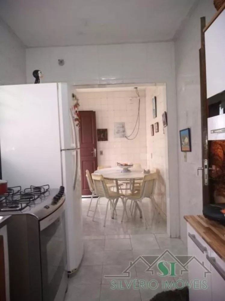 Casa, 5 quartos, 220 m² - Foto 19