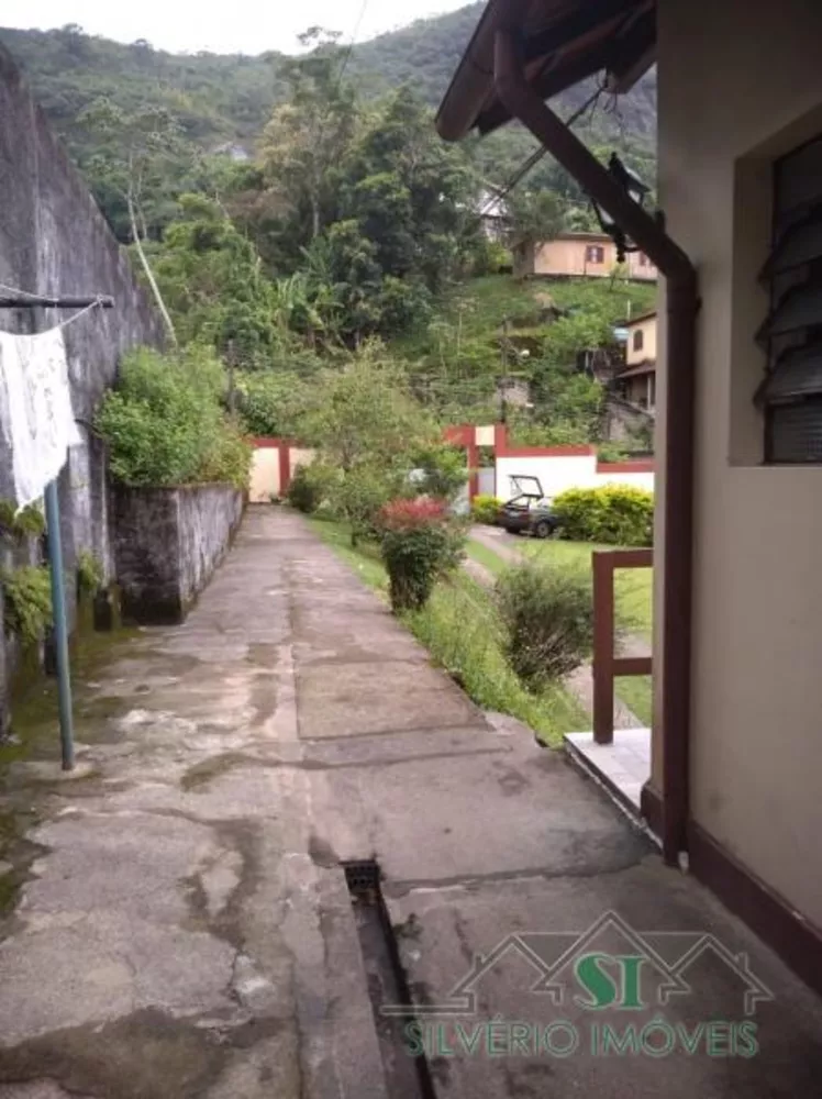 Casa, 5 quartos, 220 m² - Foto 2