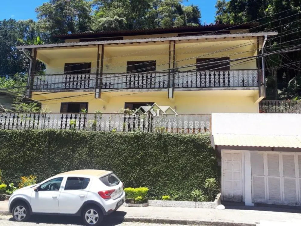 Casa, 5 quartos, 195 m² - Foto 1