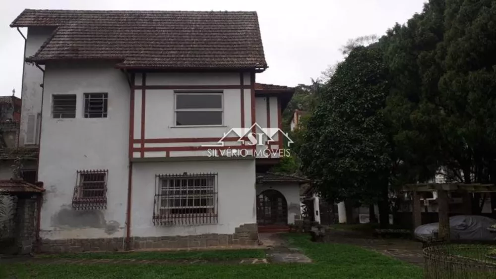 Casa, 4 quartos, 310 m² - Foto 2