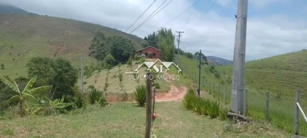 Chácara, 3 quartos, 9000 m² - Foto 1