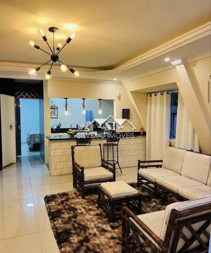 Casa, 3 quartos, 250 m² - Foto 1