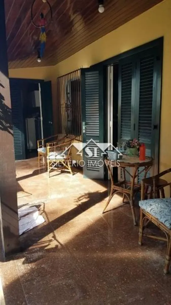 Casa, 5 quartos, 193 m² - Foto 2
