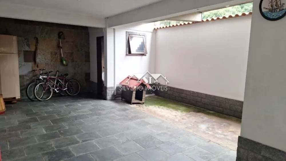 Casa, 3 quartos, 270 m² - Foto 34
