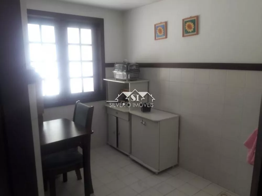 Casa, 3 quartos, 200 m² - Foto 11