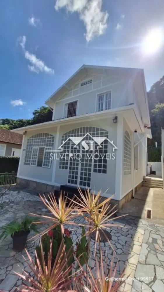 Casa, 4 quartos, 201 m² - Foto 2