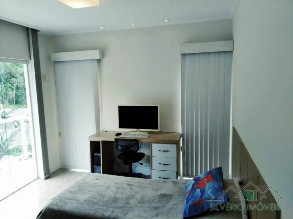 Casa, 4 quartos, 225 m² - Foto 23
