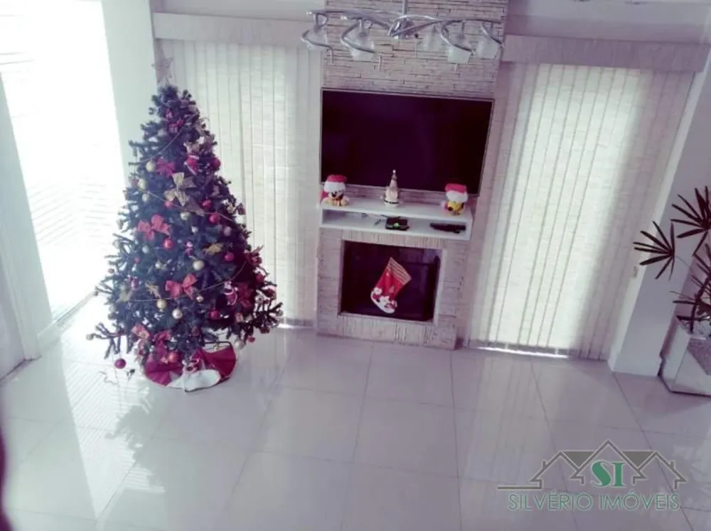 Casa, 4 quartos, 225 m² - Foto 11