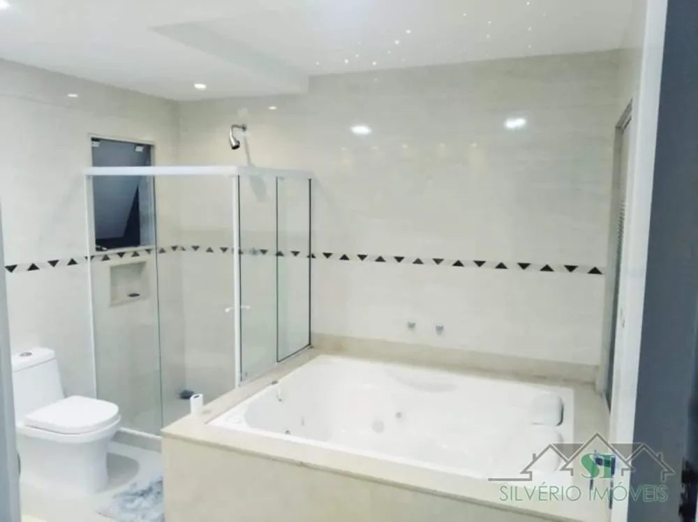 Casa, 4 quartos, 225 m² - Foto 26