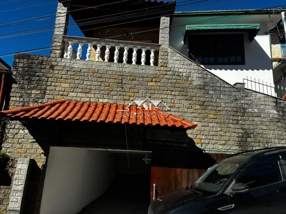 Casa, 3 quartos, 250 m² - Foto 2