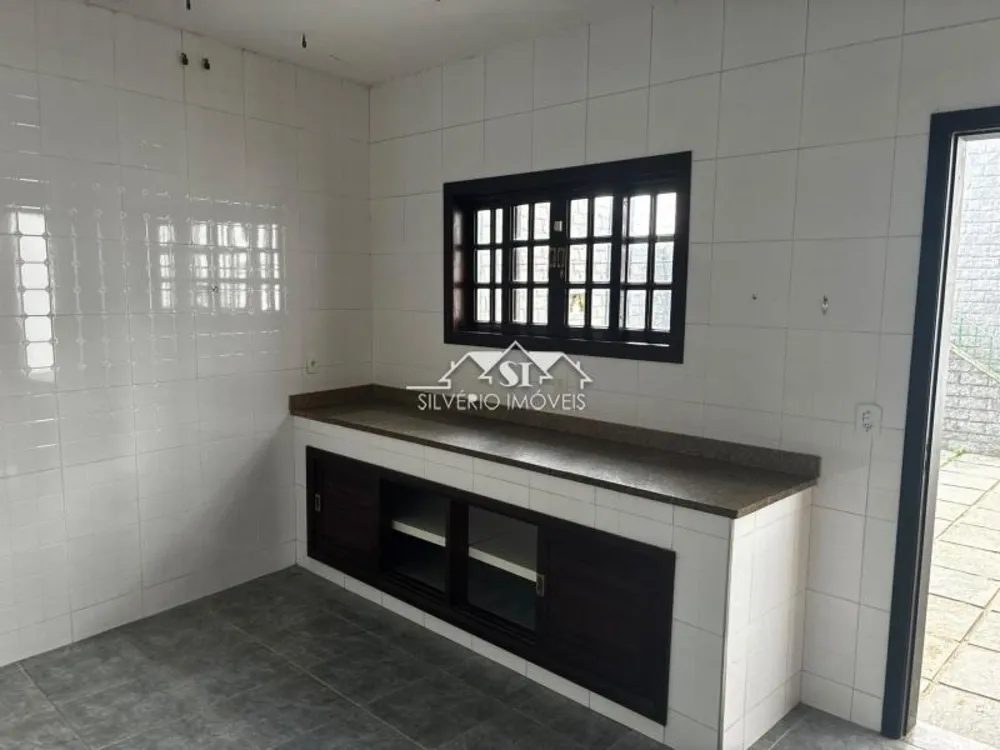 Casa, 3 quartos, 250 m² - Foto 9