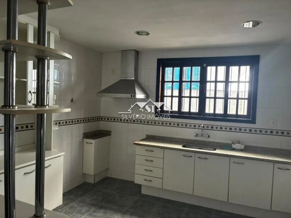 Casa, 3 quartos, 250 m² - Foto 13