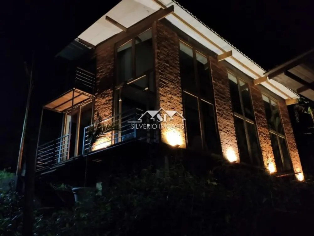Casa, 6 quartos, 230 m² - Foto 2