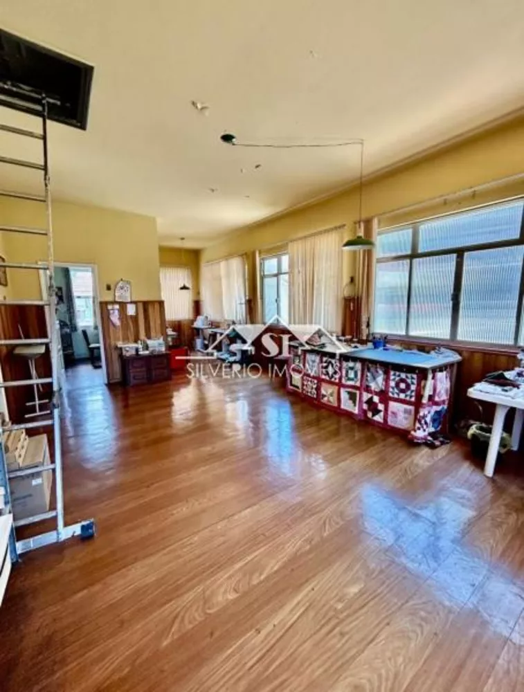 Casa, 5 quartos, 483 m² - Foto 1