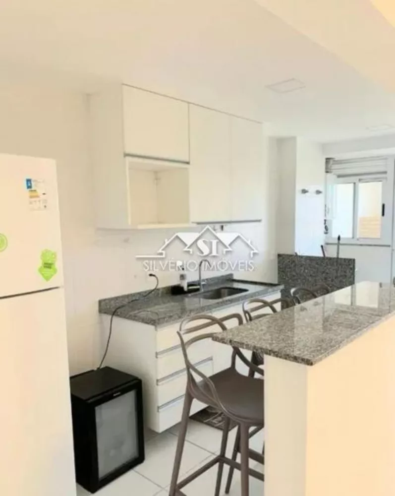 Apartamento, 3 quartos, 240 m² - Foto 1