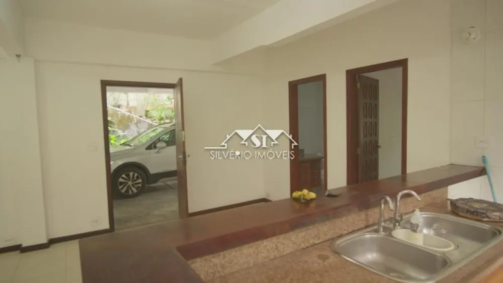 Casa, 5 quartos, 240 m² - Foto 23