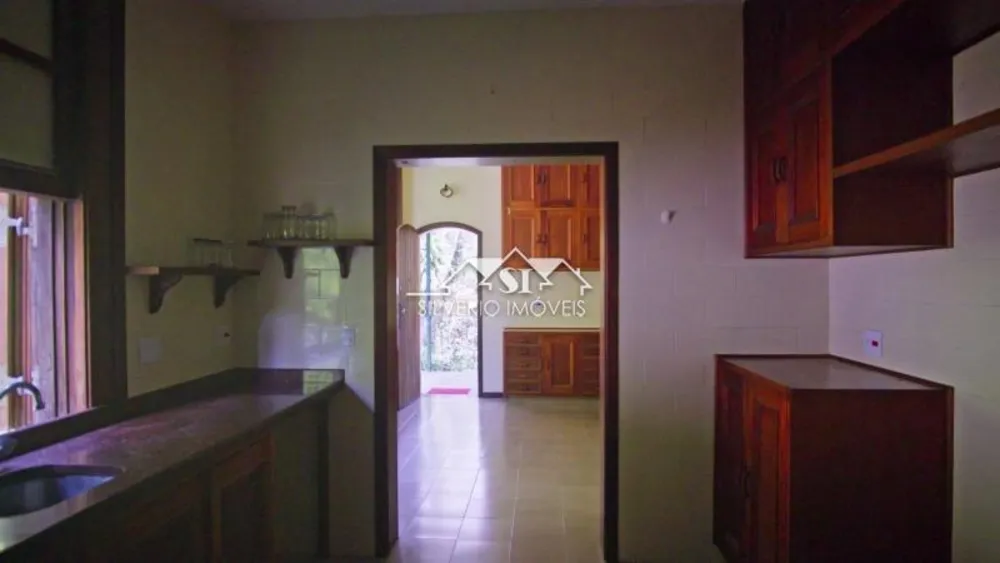 Casa, 5 quartos, 240 m² - Foto 9