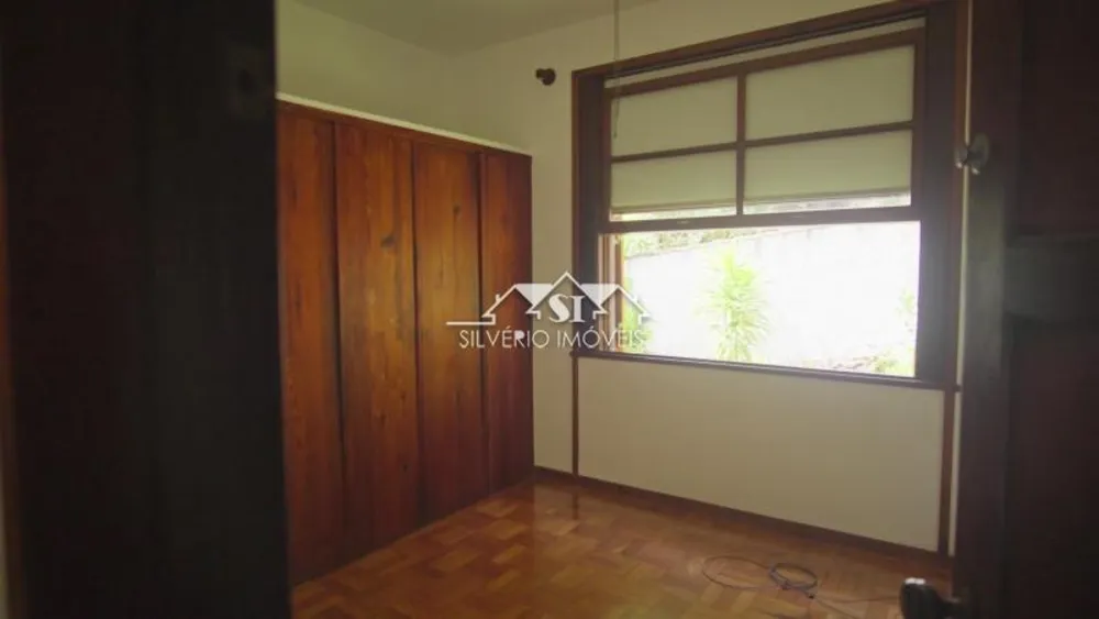 Casa, 5 quartos, 240 m² - Foto 35