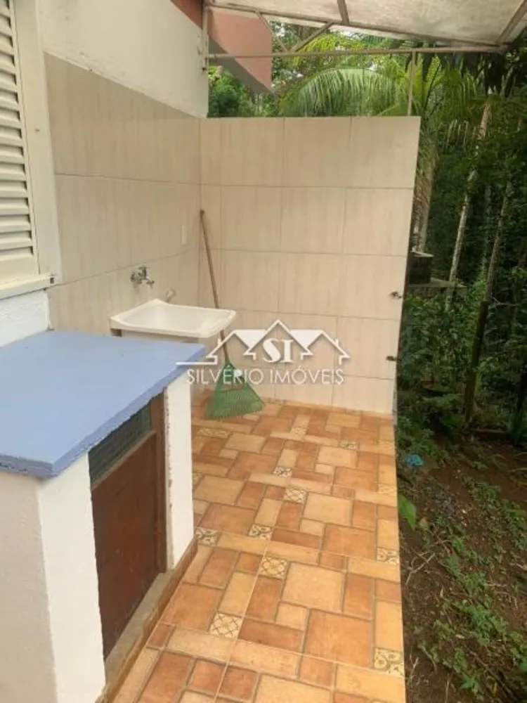 Casa, 5 quartos, 240 m² - Foto 18