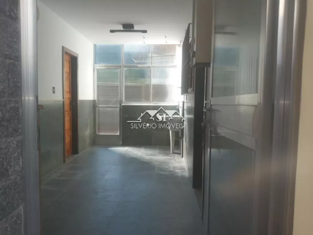 Casa, 4 quartos, 240 m² - Foto 15
